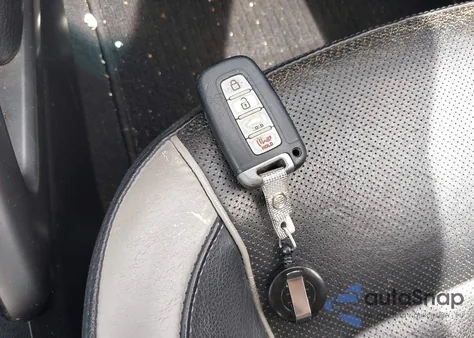 2013 Hyundai Veloster Turbo W/Black/Turbo W/Blue z USA, uszkodzony, nr VIN KMHTC6AE2DU129756